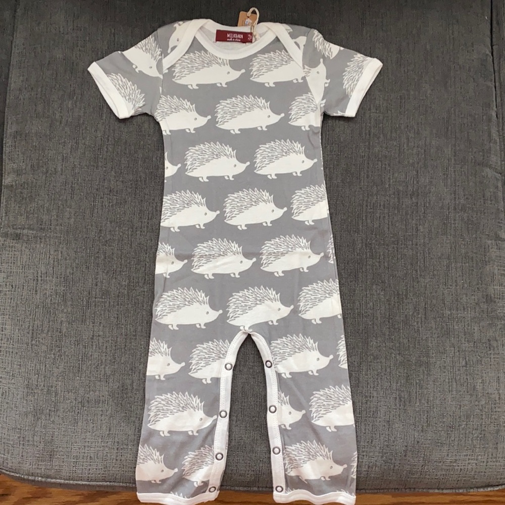 NWT Milkbarn One Piece Short Sleeve Pant Suit Hedgehog sz 3-6 months